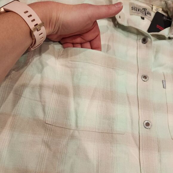 🔸NWT Levi's Silver Tab Mint Plaid Buttoned Front Long Sleeve Flannel Top XSmall - Picture 6 of 12